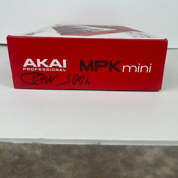 Akai Professional MPK Mini MK3 Red | 25-Key USB MIDI Keyboard Controller - Picture 16 of 16